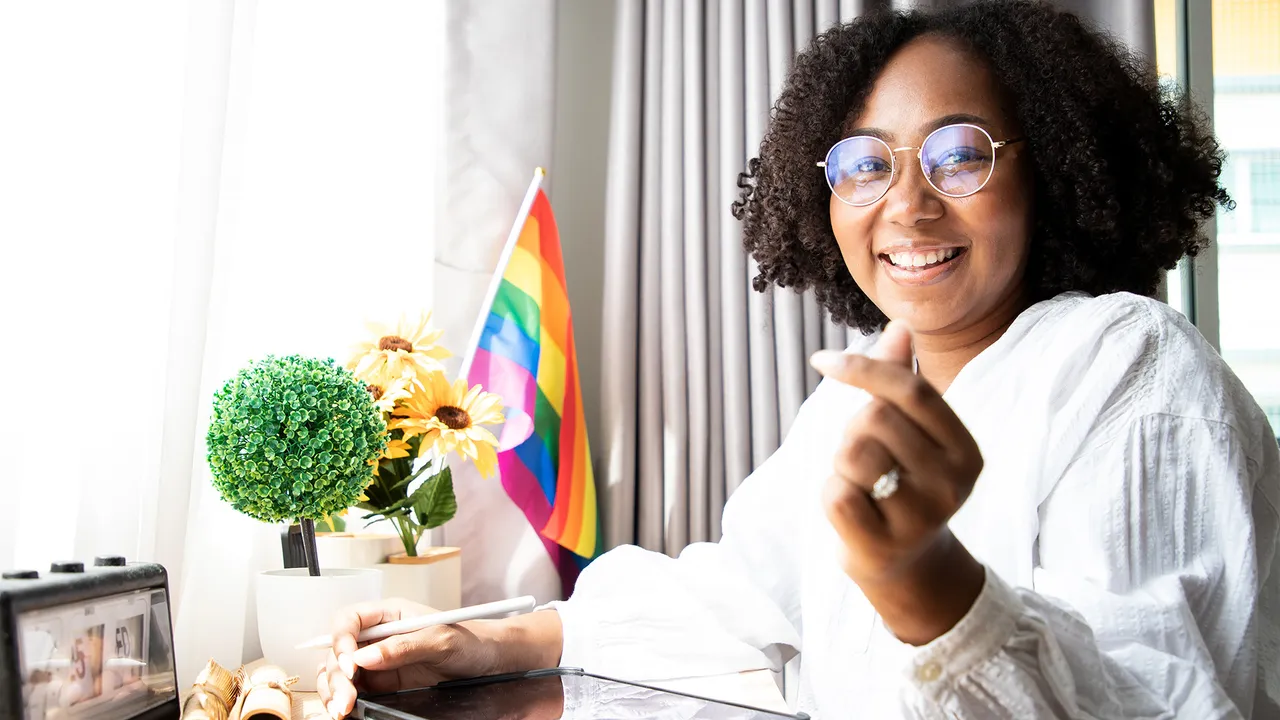 GLAAD запускает программу наставничества для начинающих разработчиков из числа ЛГБТК+.